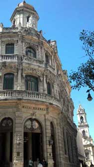 Hotel Rachel, a "Jewish" hotel located near the neighborhood which was once prominantly Jewish. The restaurant has many dishes from both Eastern European and Sephardic traditions. 